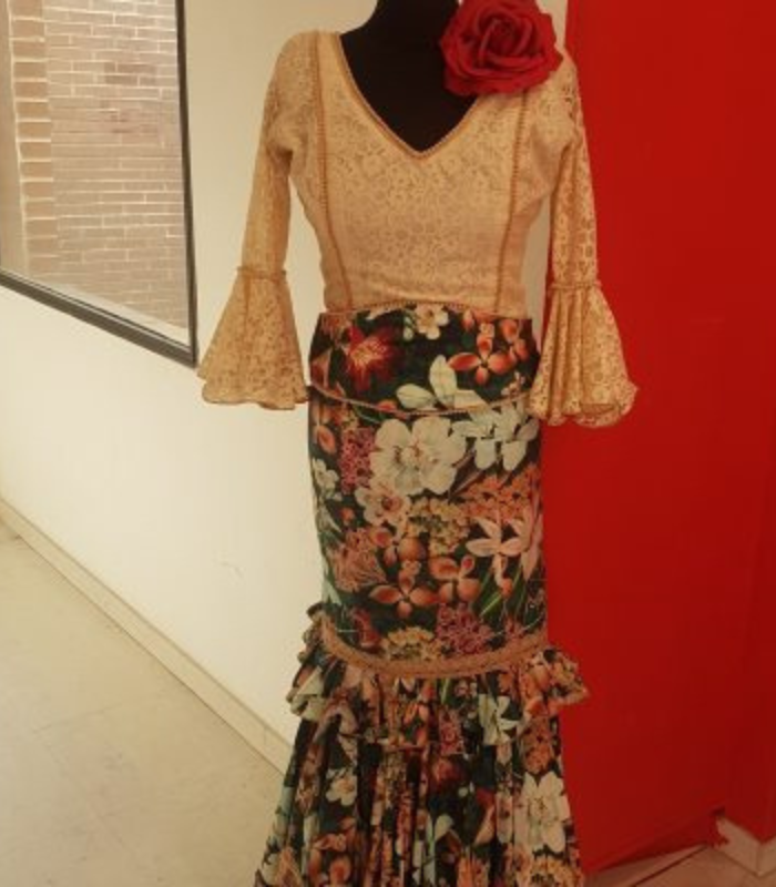 TRAJE DE FLAMENCA 103 (1)